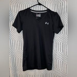 UNDER ARMOUR short sleeve top